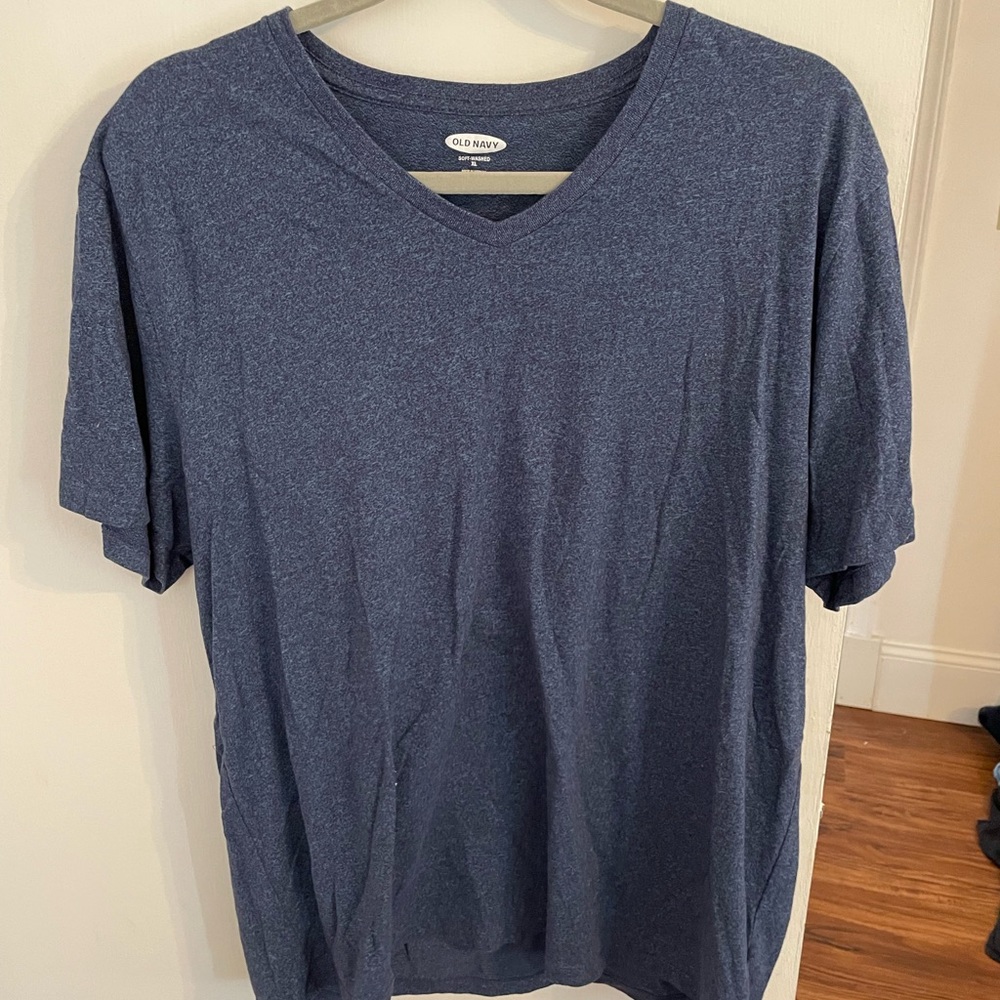 Old Navy v neck t shirt